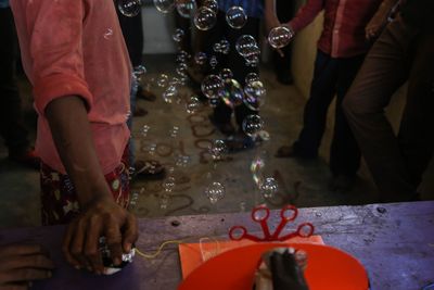 Bubbles–Connecting Pols